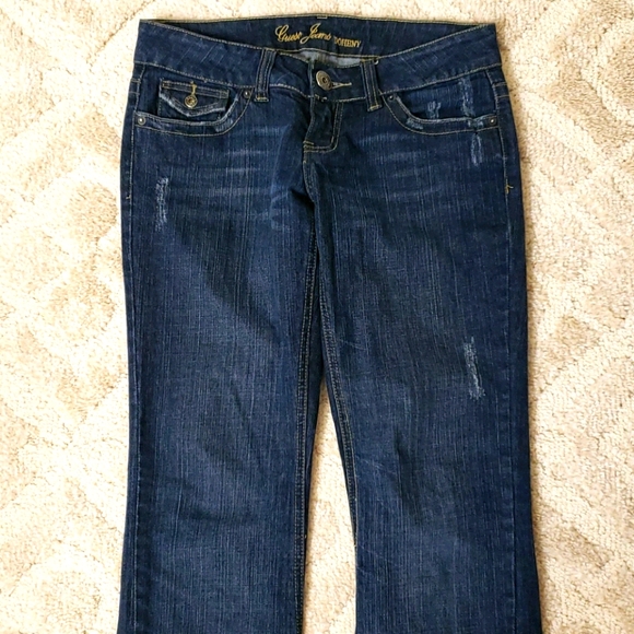 ⭐2 For $25⭐ Women's GUESS Jeans - Picture 1 of 4
